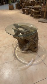 チークの根っこ　ガラス・ローテーブル